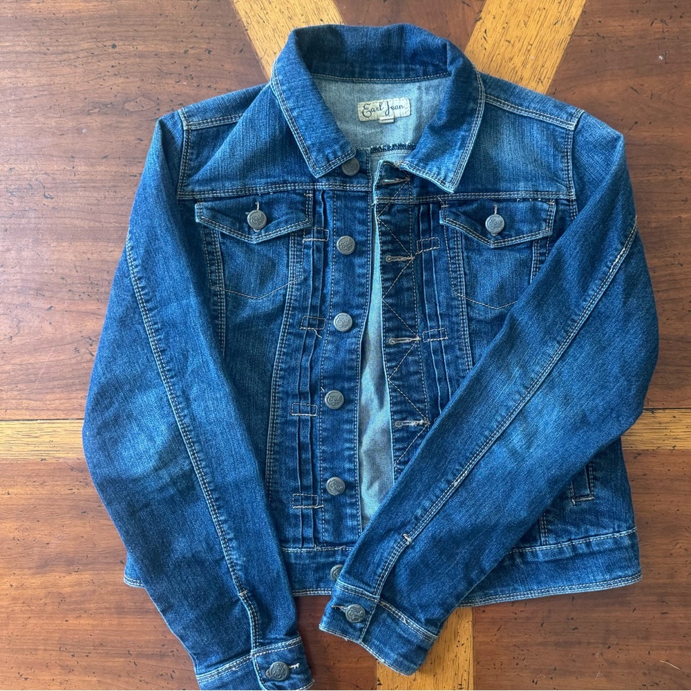 Earl Jean Women’s Denim Jacket | Medium Wash | Casual Everyday Layer”